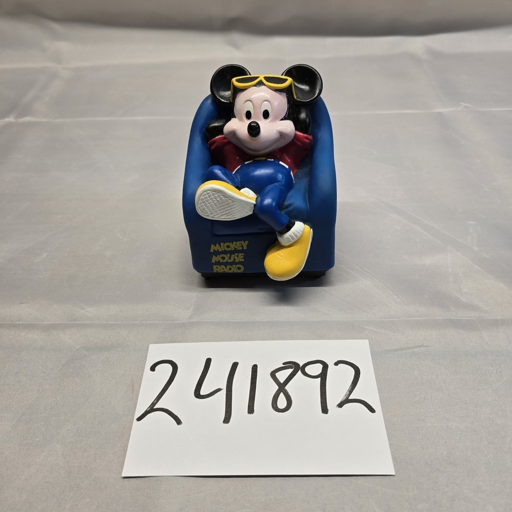 Vintage 1988 Radio Shack/Walt Disney‎ "Mickey Mouse Armchair AM Radio" - Picture 5 of 6